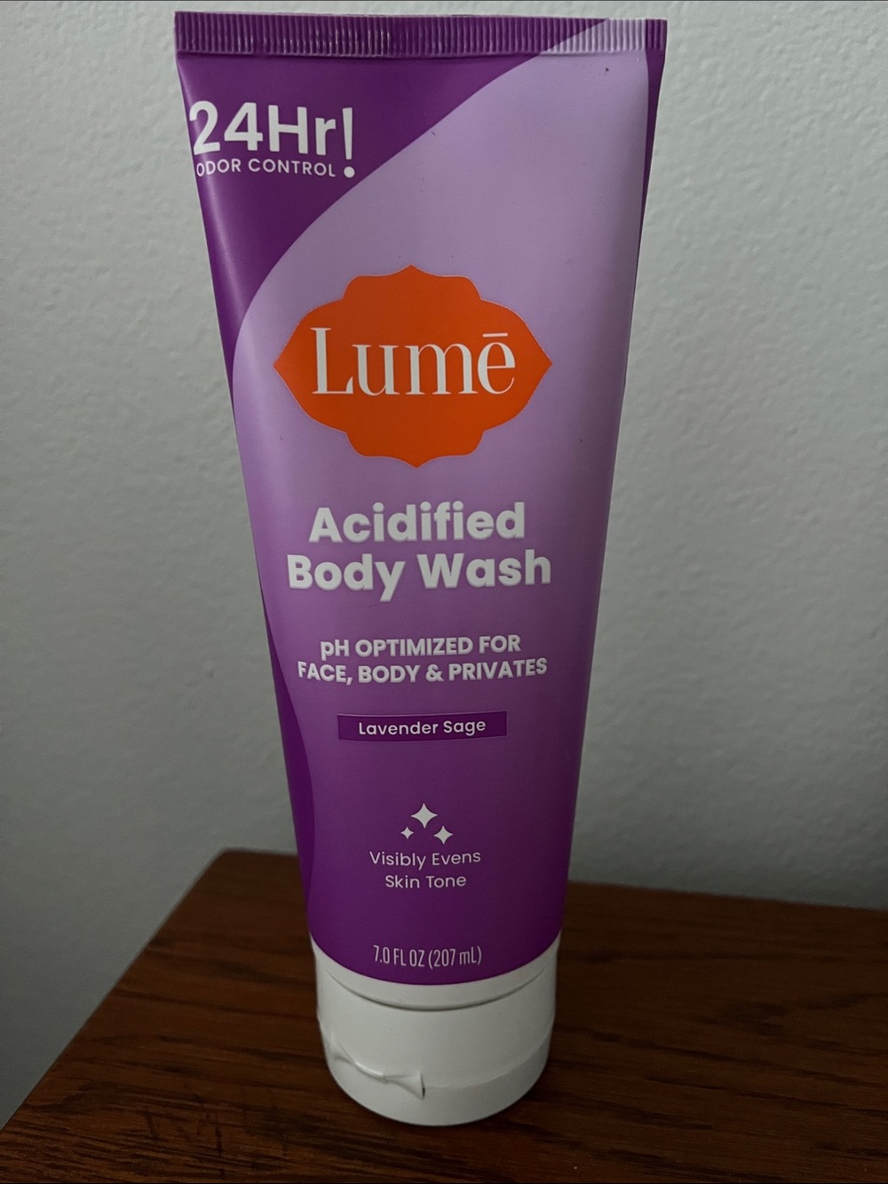 Lume:Lavender Sage Acidified Body Wash - Purple